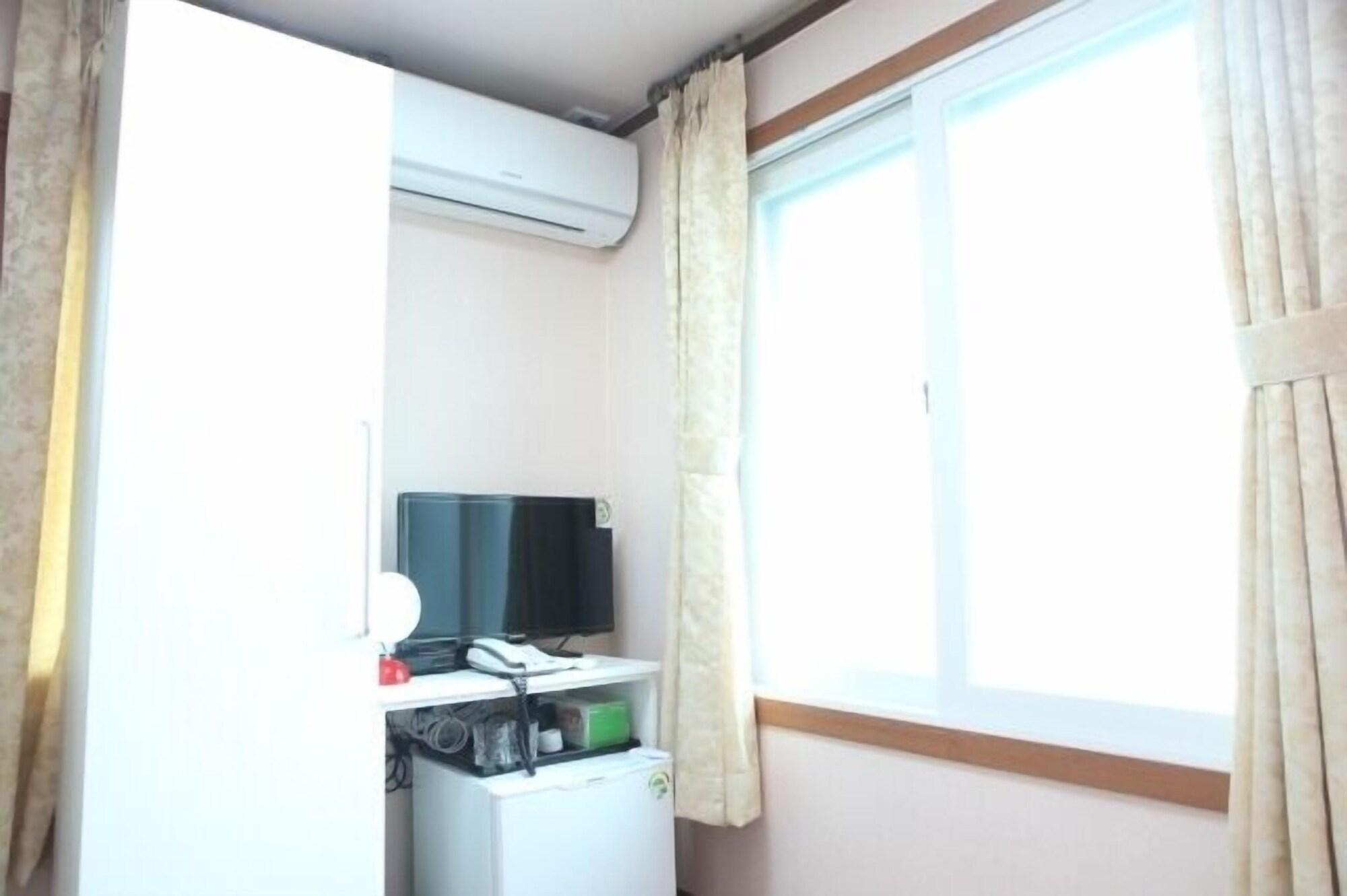 Kukje Guesthouse Myeongdong Seul Esterno foto
